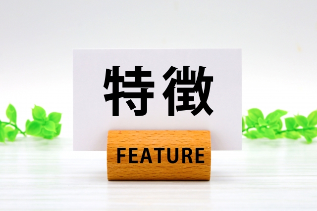 「時期別」女王蜂による巣作りの特徴